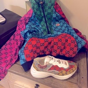 GG hoodie size M brand new GG MEN’S SHOE SIZE 10.5 (brand new)